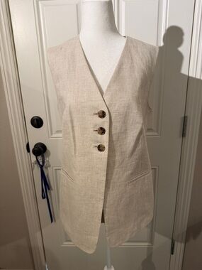 BANANA REPUBLIC Linen-Blend Button Front Vest in Natural Beige